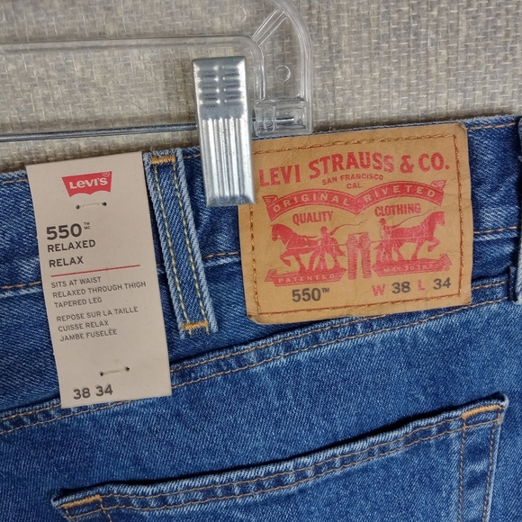 Levi's 550 Jeans Mens Size 38x34 Blue Relaxed Fit Denim Tapered Leg Medium Wash - Picture 3 of 8
